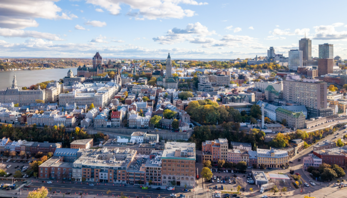 加拿大移民年龄 超龄移民方案