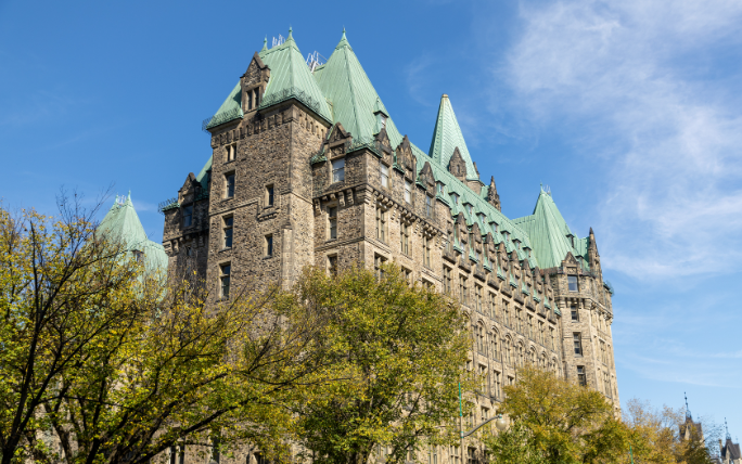 大龄移民加拿大 大龄申请人移民